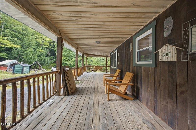 5th image of 390 Eddy Road