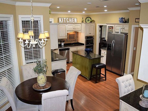 2nd image of 6506 Lakeridge Dr