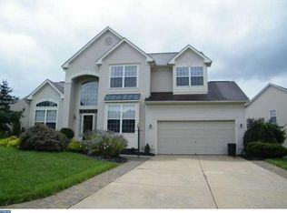 51 Raintree Dr, Sicklerville, NJ 08081