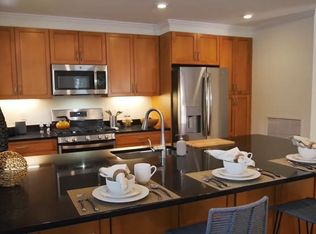 50 Thornton Rd #1, Chestnut Hill, MA 02467