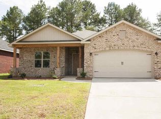 210 N Haven Ln, Perry, GA 31069