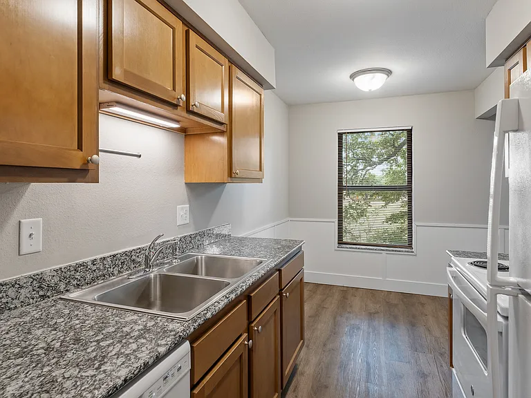 Peppercorn Apartments — Photo 16