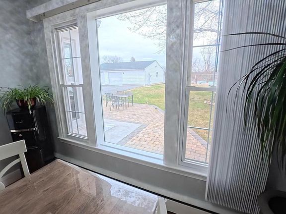 4th image of 8599 Old Frederick Rd