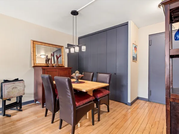 52-30 39th Drive image 5 of 14