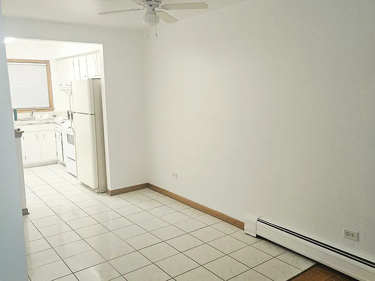 Gregory St — Photo 4