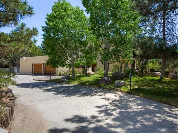605 Cedar Hill Rd NE, Albuquerque, NM 87122