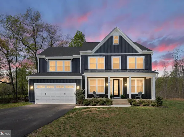 191 Moffett Ln, Fredericksburg, VA 22406