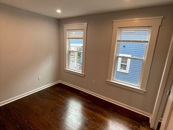 5th image of 33 Raymond Ave #3