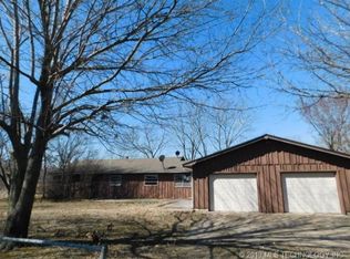 405 N Millard St, Oktaha, OK 74450