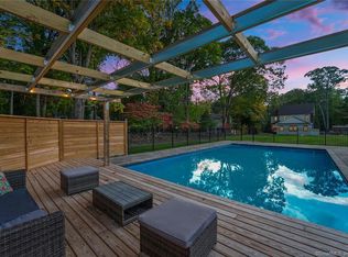 968 Westover Rd, Stamford, CT 06902