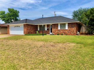 7220 N Norman Rd, Warr Acres, OK 73132