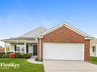 8830 Kirkville Ln, Charlotte, NC 28216