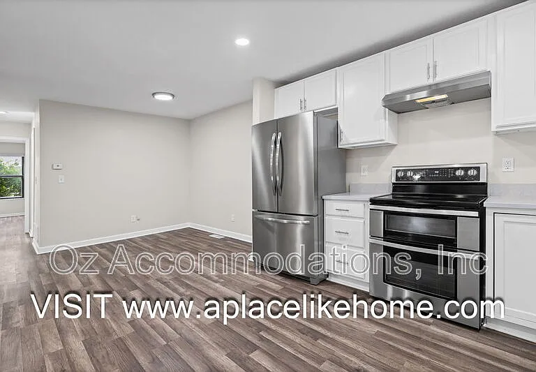 13909 Falkirk Cir — Photo 12