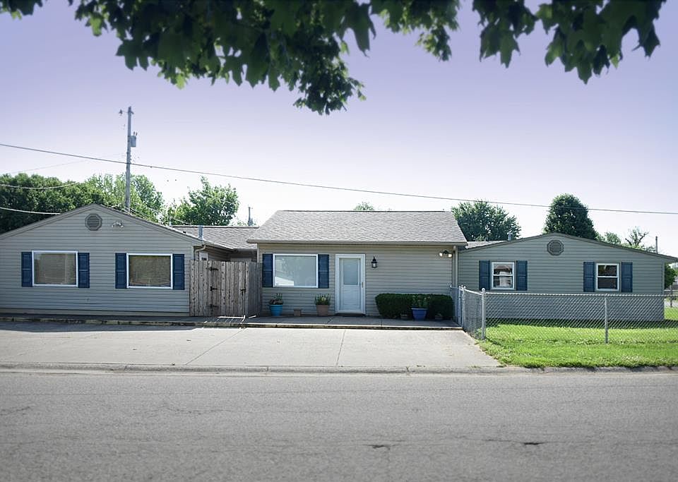 1st image of 2821 W 5th St