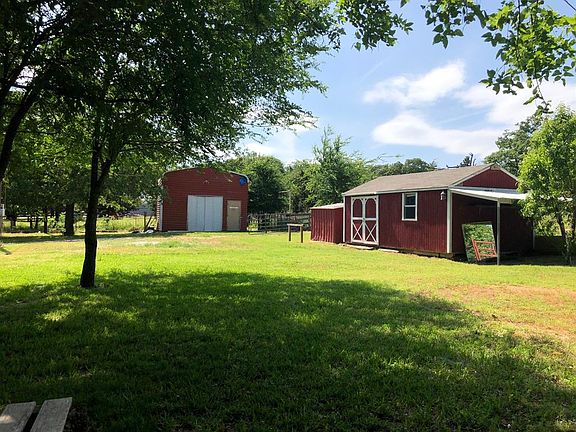 4th image of 55 Hogan Ln
