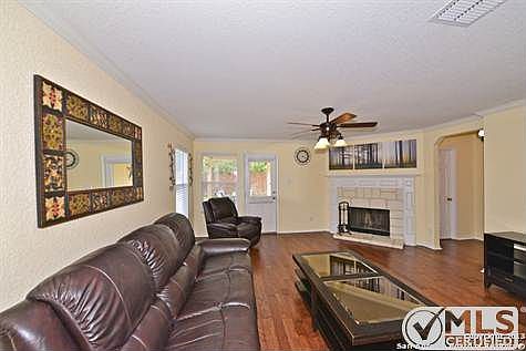 5th image of 8019 Ashwood Pointe