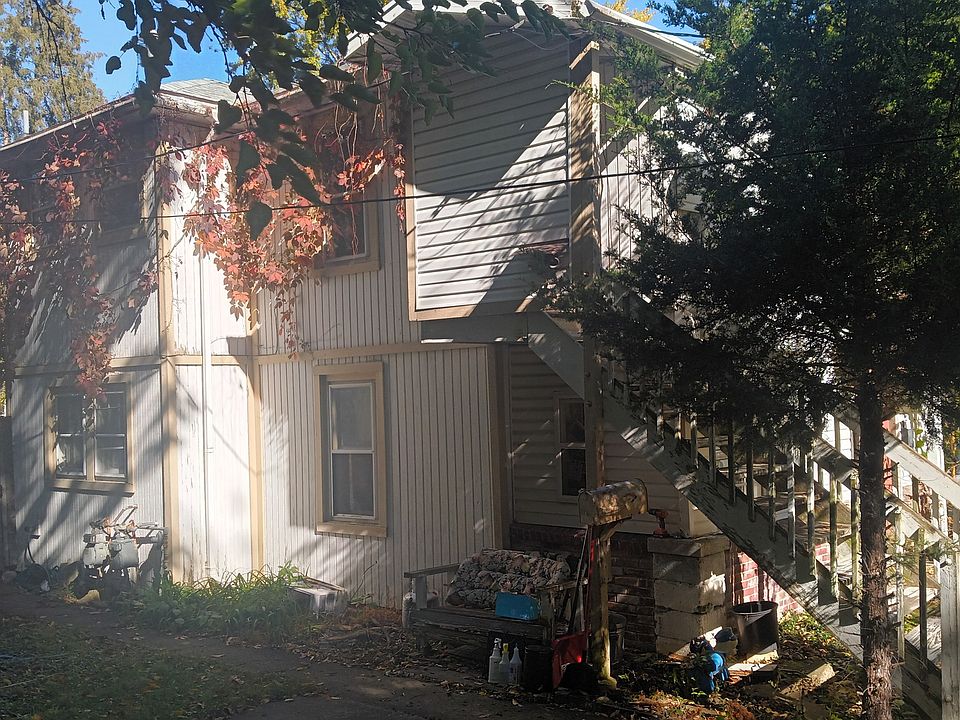 Building Photo 4
