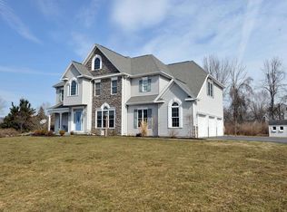 3 Briar Ln, Elmira, NY 14903