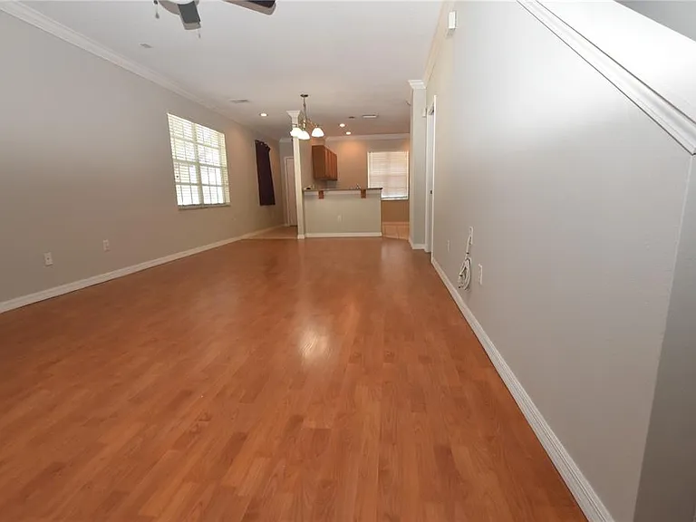 4901 Elizabeth Anne Cir — Photo 4