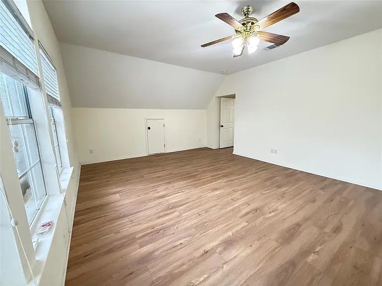 15220 Calaveras Dr — Photo 23