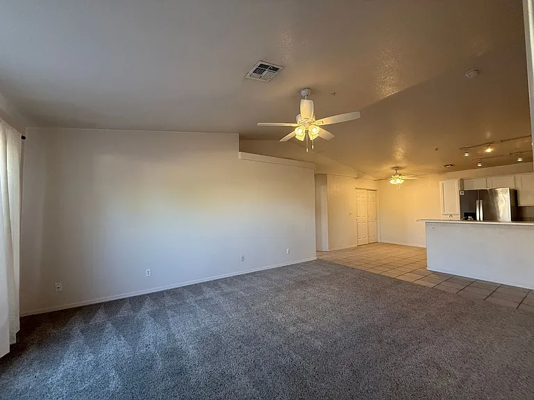 470 Acoma Blvd S #123-B — Photo 5