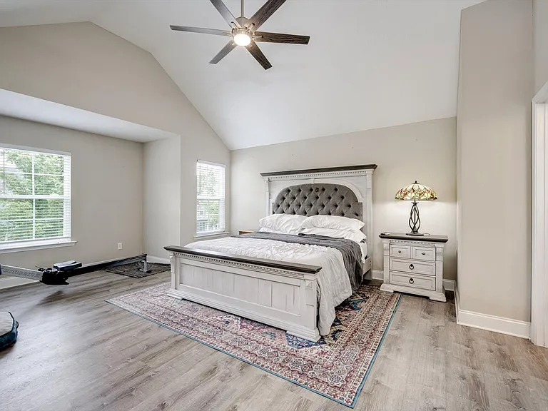 5504 Meghan Ln — Photo 15