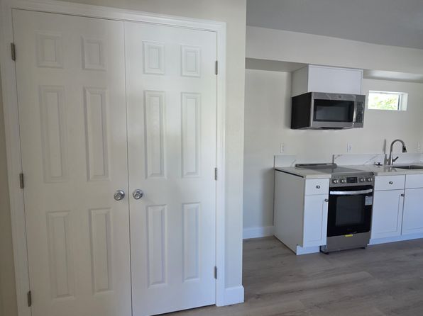 1932 Silverwood Cir
