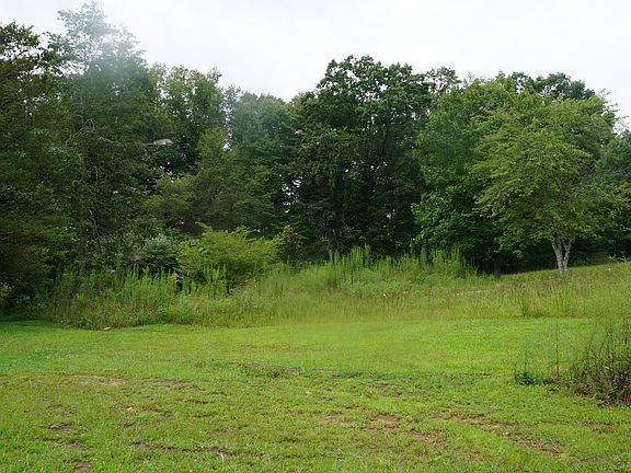 2nd image of 1267 Breckenridge Dr