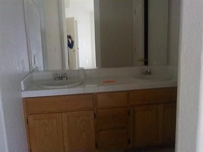 4th image of 212 Hartford Dr