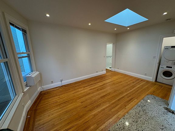 4th image of 1100 Jackson St APT 15