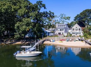 4 South Rd, Niantic, CT 06357