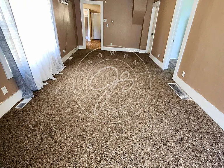 537 Maumee Ave — Photo 3