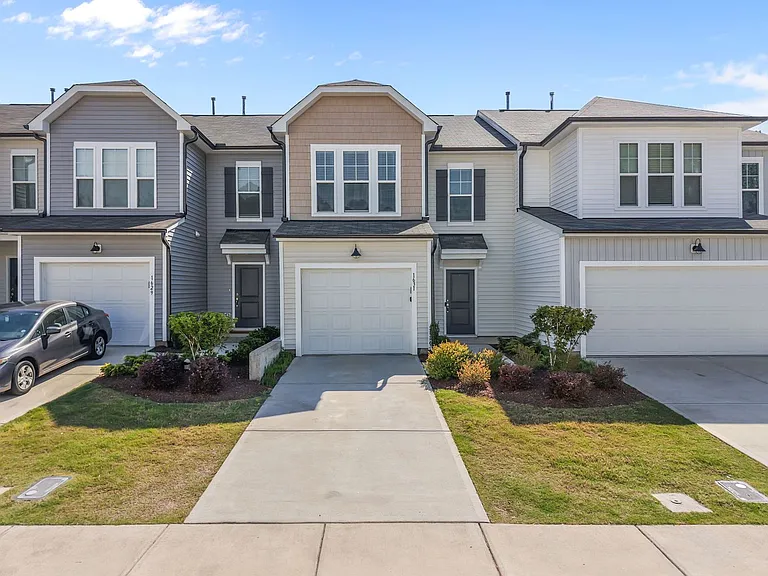 1631 Glacier Dr — Photo 1