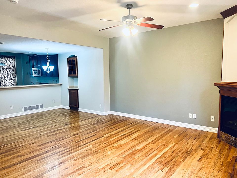 Living and dining area