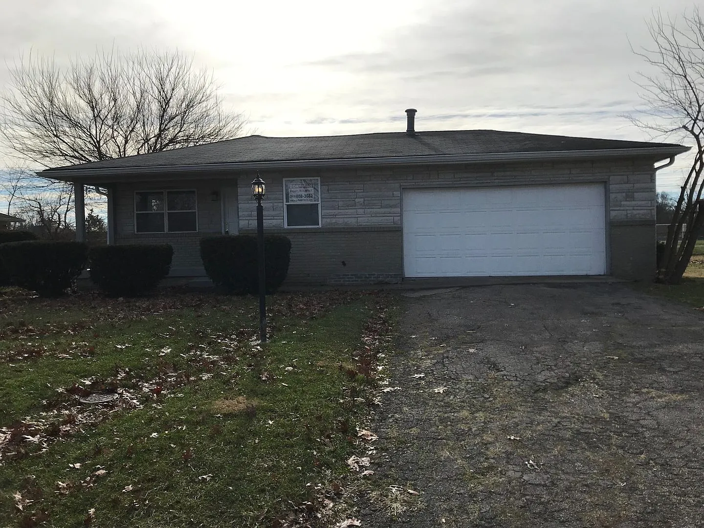 1825 Horizon Ln photo 1