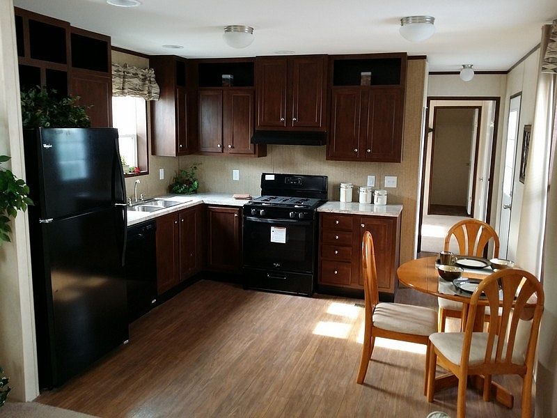 1st image of 45 Windsong Dr