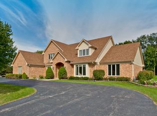 21563 N Inglenook Ln, Deer Park, IL 60010