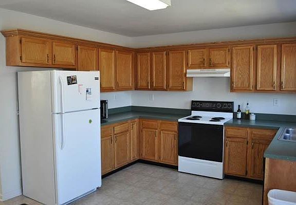 5th image of 621 Big Bear Ln #623