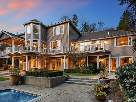 3rd image of 117 290th Ave NE