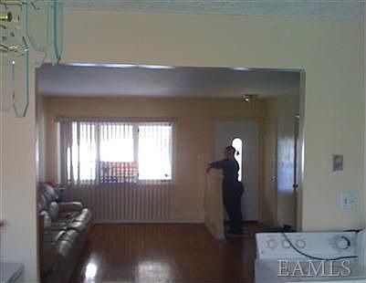 3rd image of 3130 Tiemann Ave
