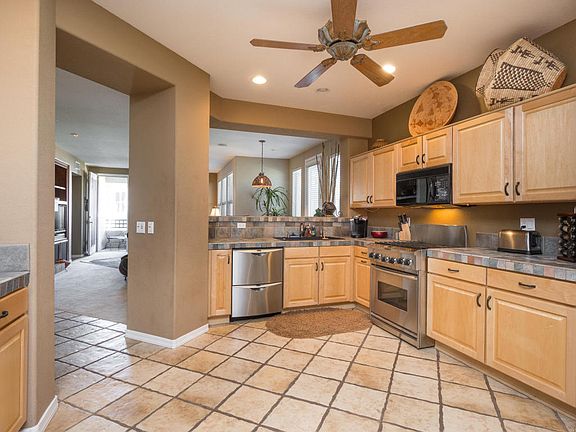 5th image of 15221 N Clubgate Dr Unit 2120