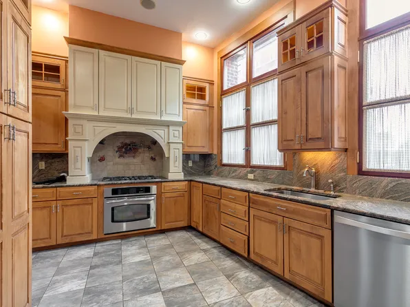 408 Hanover St APT 1, Boston, MA 02113