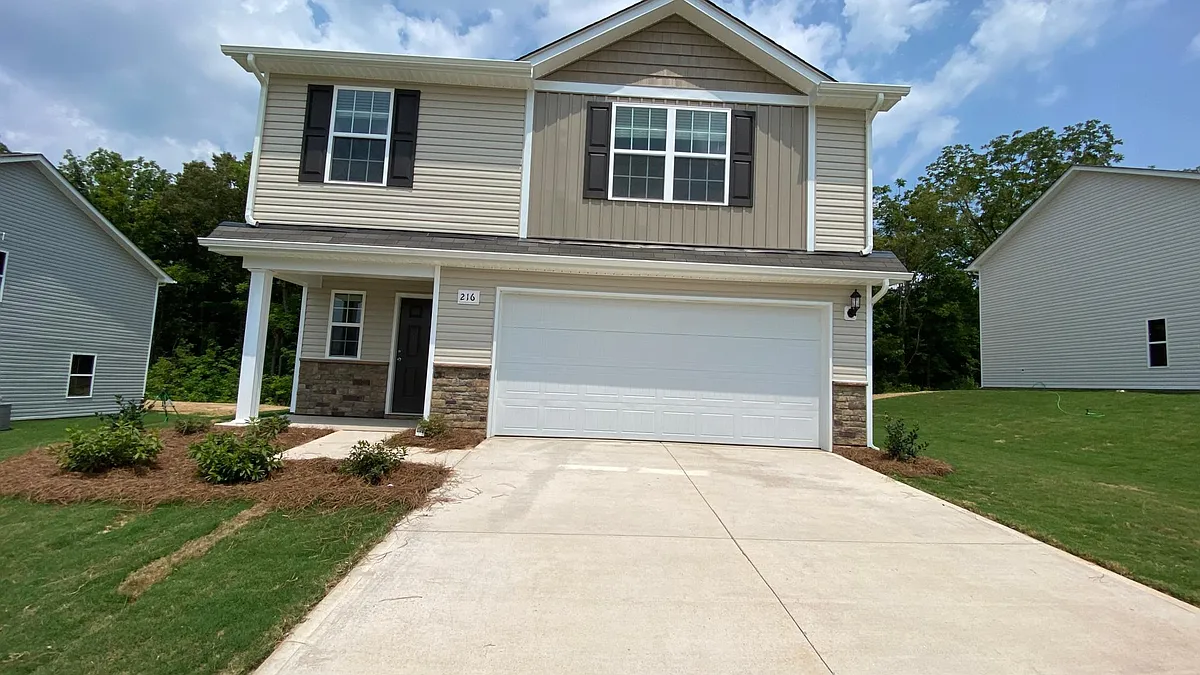 Building Photo - 216 Caffee Dr