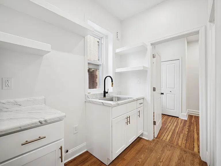 236 W Harvey St #B25 — Photo 15