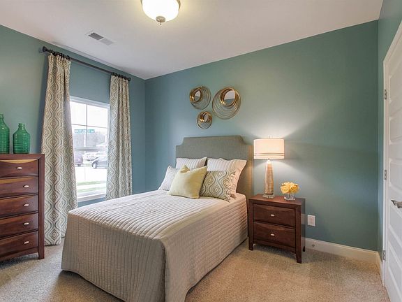 5th image of 1708 Gardham Ln Lot 76