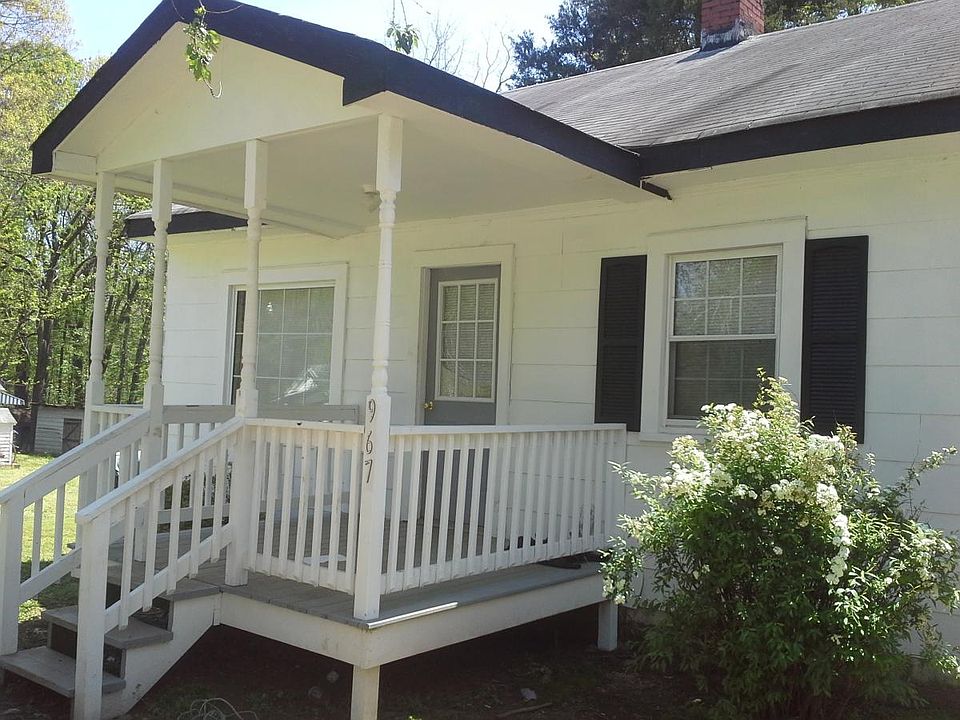 1st image of 967 W 2nd St