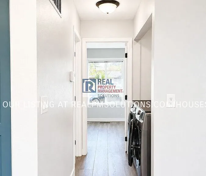 14373 SW Daphne St — Photo 17