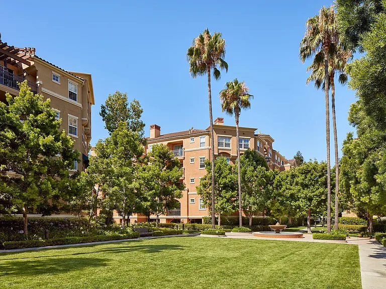 Cherry Orchard Apartment Homes — Photo 11