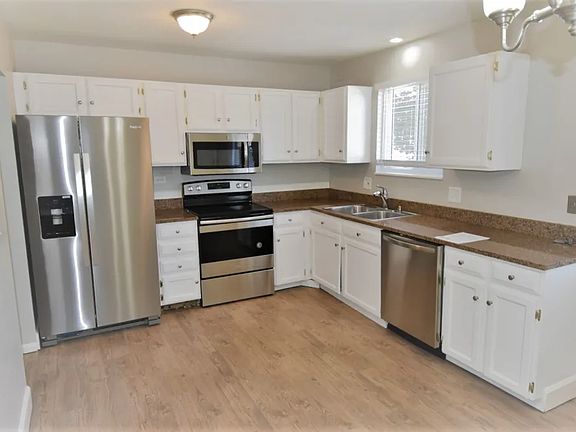 4th image of 14954 E Temple Pl