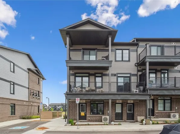 30 Oat Ln, Kitchener, ON N2R 0K1